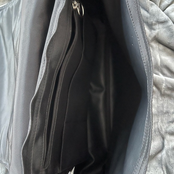 Lacoste Messenger Bag - Picture 5 of 6